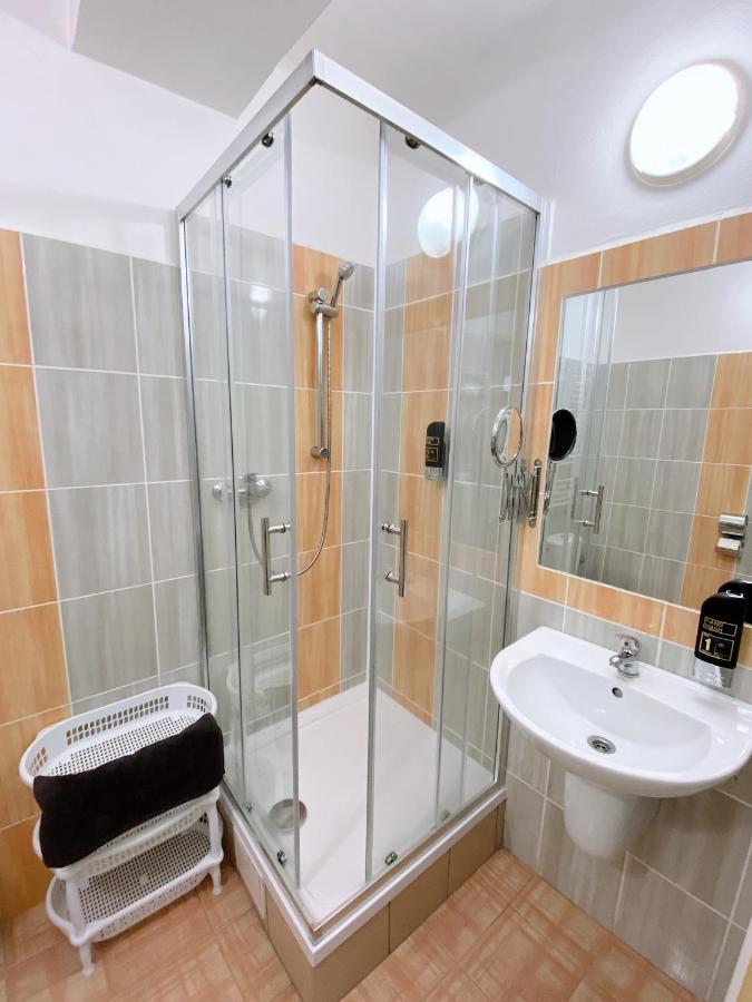 Mestsky Hotel Bobik Volary Extérieur photo